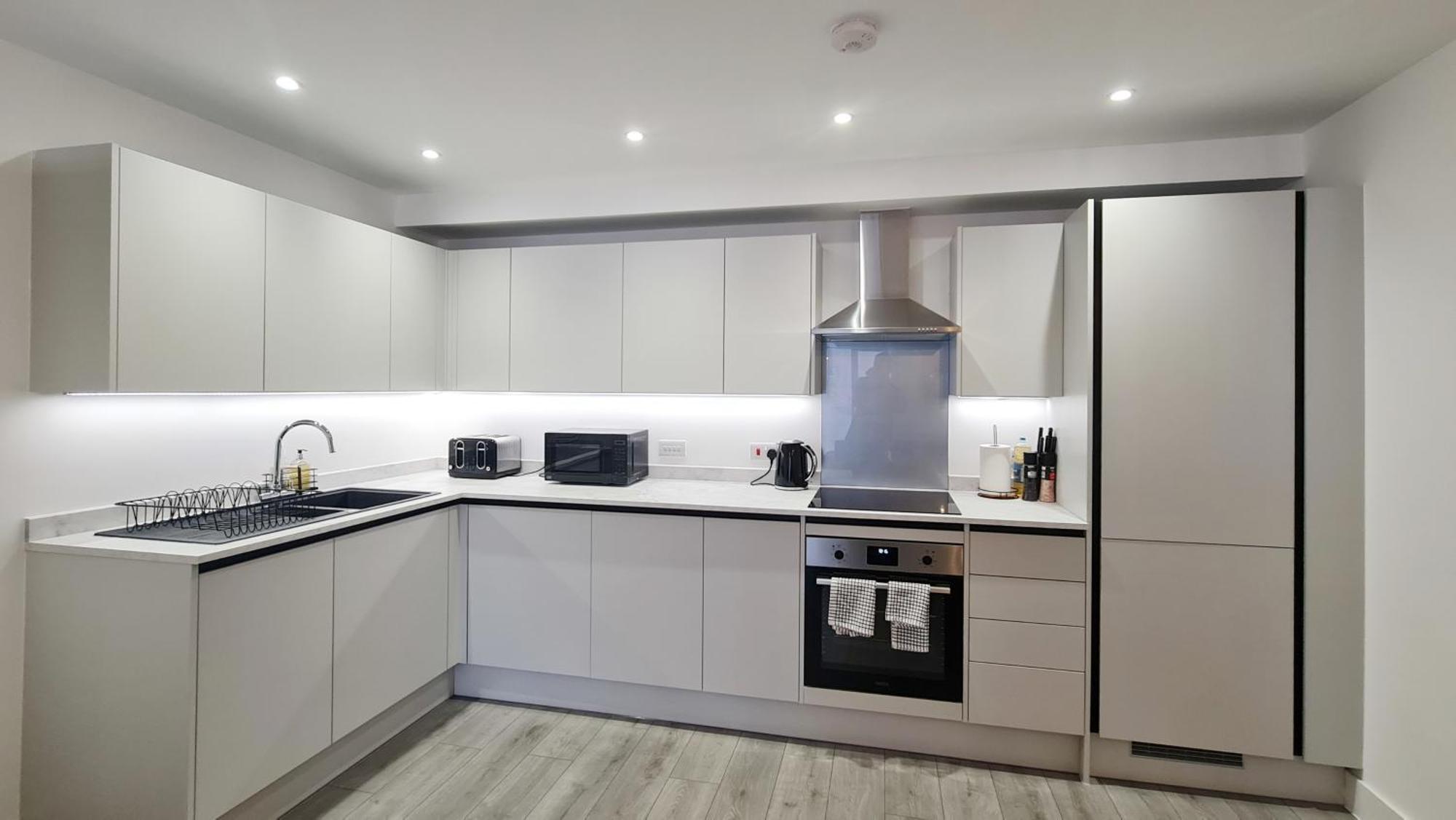Premium Near Harry Potter And Luton Airport *